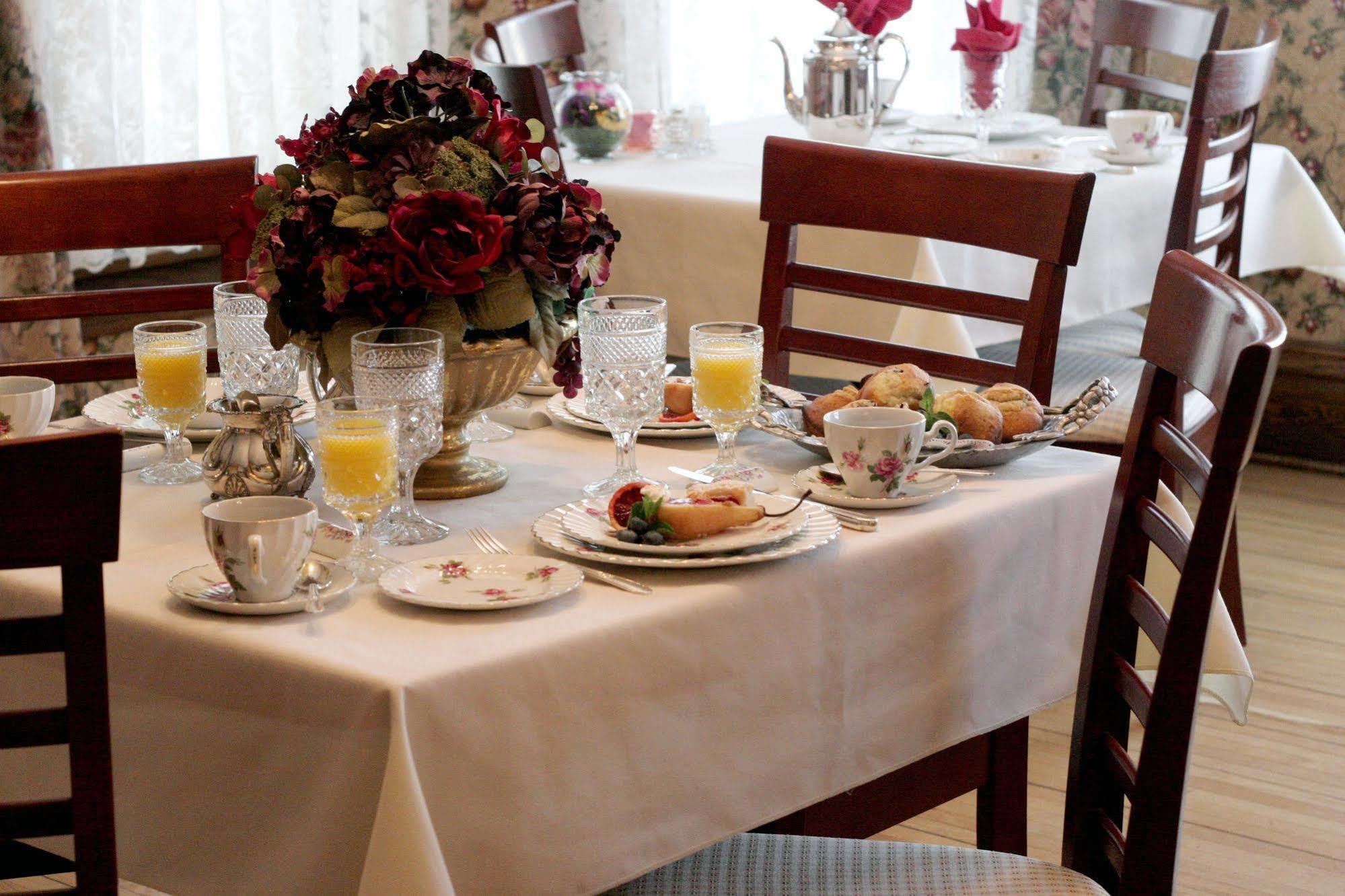 Westby House Inn Екстериор снимка